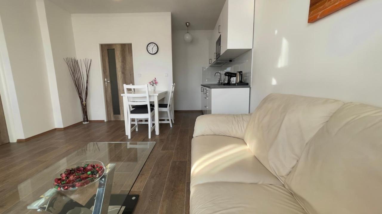 R&J Apartmany Broumov Exterior photo